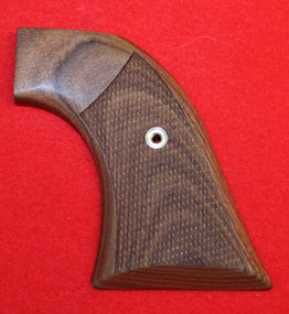 Ruger Blackhawk, Single Six and Vaquero Revolver Grip - Hogue, Classic Panel, Checkered Fancy Wood