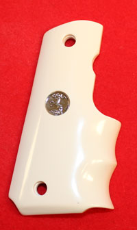 Colt 1911 Government & Commander Pistol Grip - Altamont, Finger Groove, Bonded Ivory w/ Colt Medalli