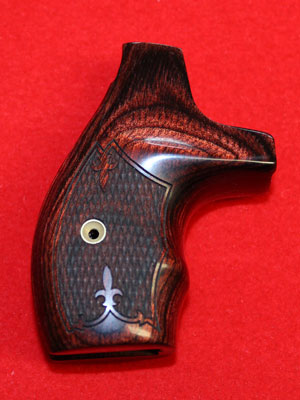 Smith & Wesson J Frame Round Butt Revolver Grip - Altamont, Boot Grip, Checkered Rosewood