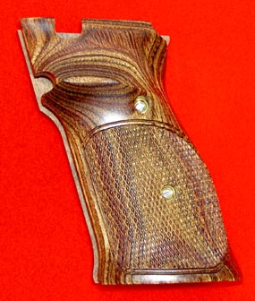 Smith & Wesson Model 41 Pistol Grip - Altamont, Ultima Panel, Checkered Walnut