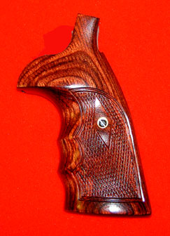 Smith & Wesson K & L Frame Square Butt Revolver Grip - Altamont, Oversize Finger Groove, Checkered R