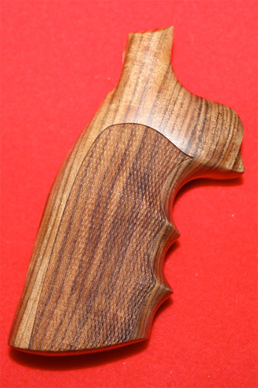 Taurus Medium/Large Frame Square Butt Revolver Grip - Hogue, Oversize Finger Groove, Checkered Fancy